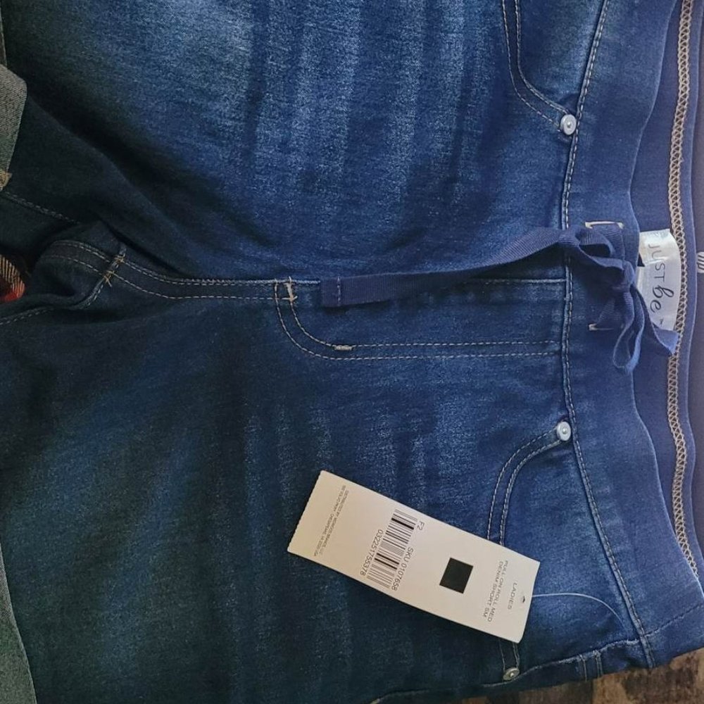 just be BLUE JEAN DENIM SHORTS0.0